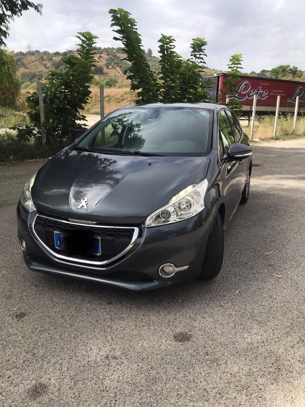 Peugeot 208 1.6 e-HDi 92 CV Stop&Start 5 porte Active