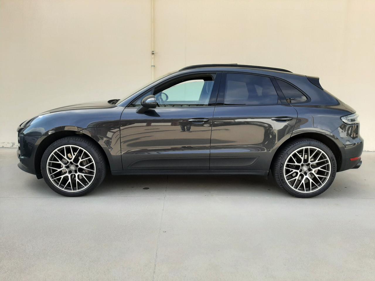 Porsche Macan 2.0 Turbo PDK 245cv MY 2019
