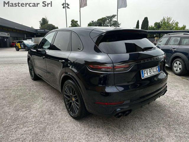 PORSCHE Cayenne Cayenne 4.0 Turbo tiptronic - FV874JG