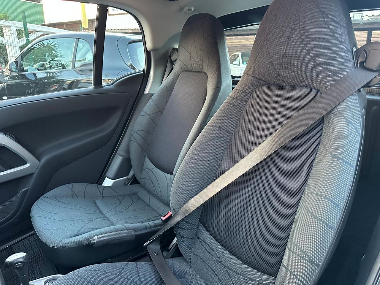 Smart ForTwo 1000 52 kW MHD coupé passion