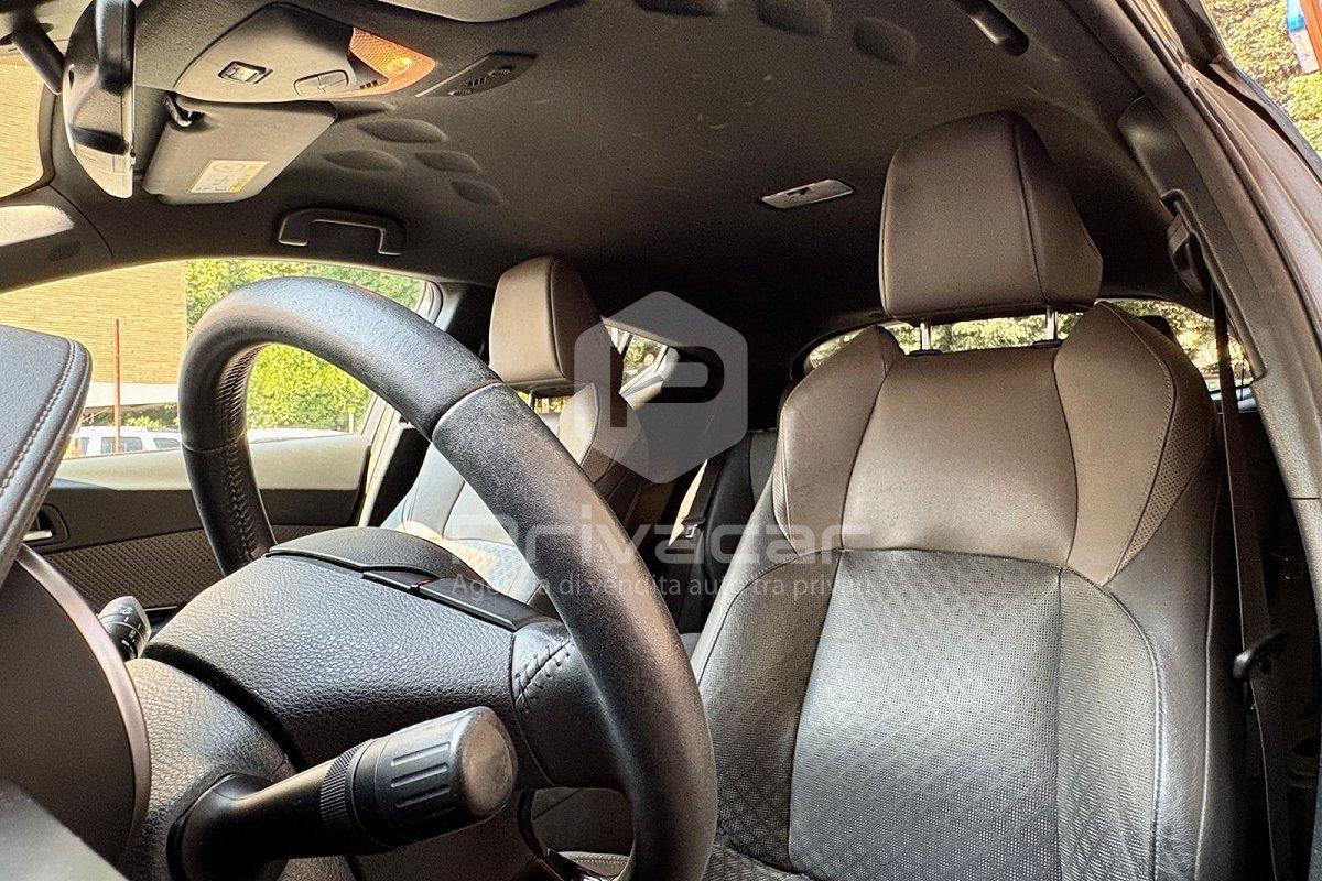 TOYOTA C-HR 2.0 Hybrid E-CVT Lounge