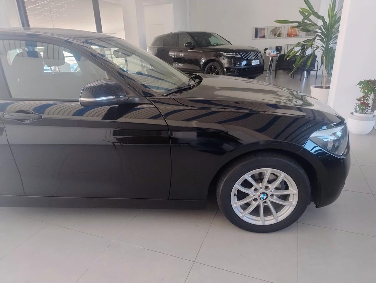 Bmw 116 116d 5p. Urban