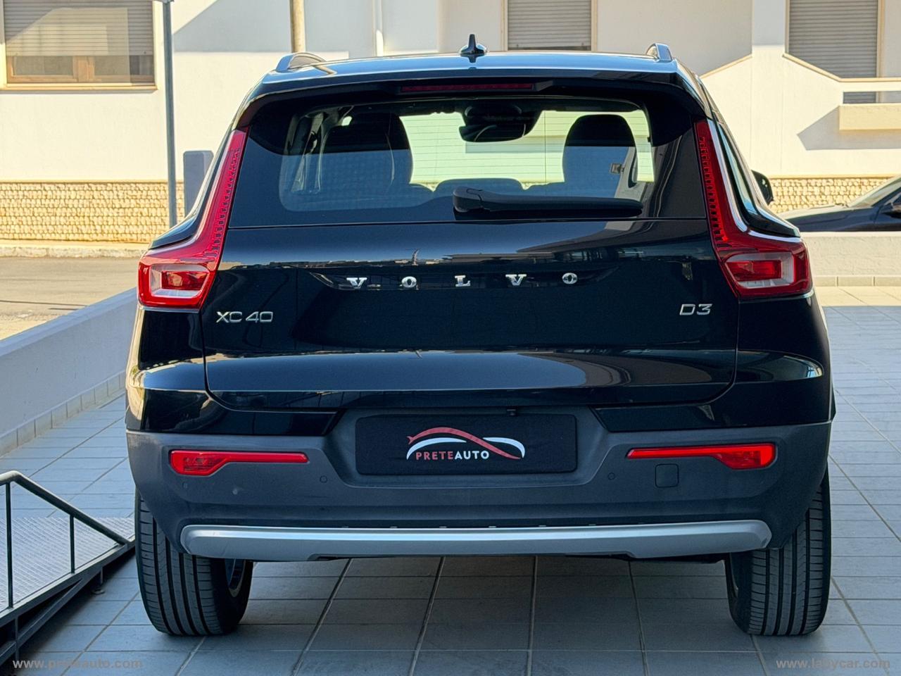 VOLVO XC40 D3 AWD Geartronic Momentum