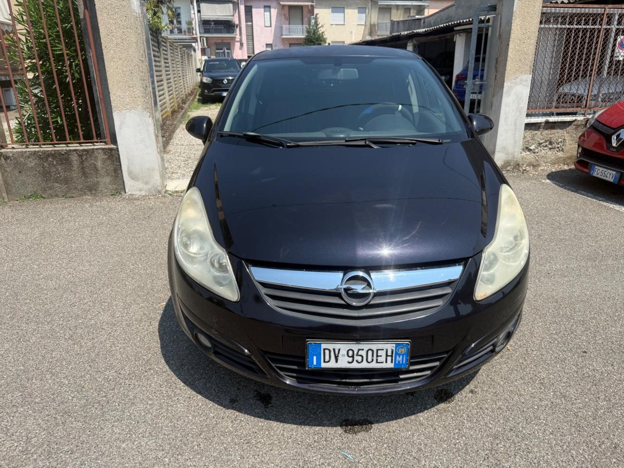 Opel Corsa 1.2 5 porte Club