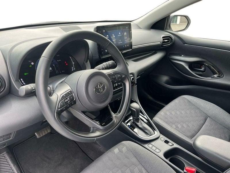 Toyota Yaris Hybrid Trend MY25