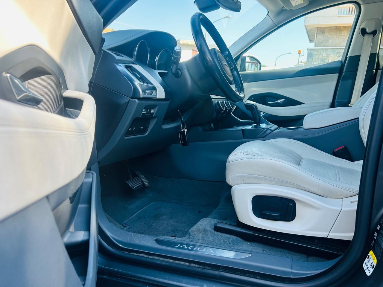 Jaguar E-Pace 2.0D 180 CV AWD aut.