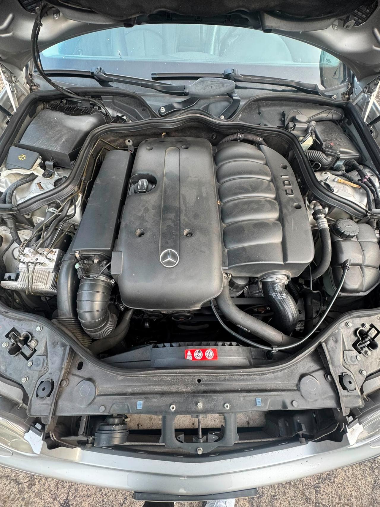 Mercedes-benz E 270 CDI cat S.W. Avantgarde