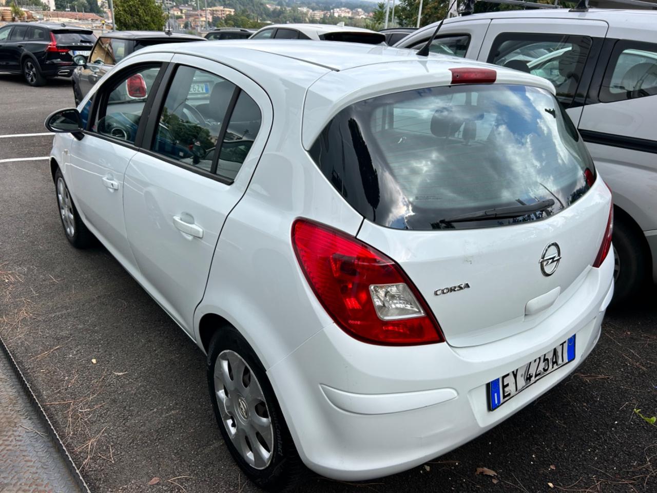 Opel Corsa 1.2 5 porte n-Joy