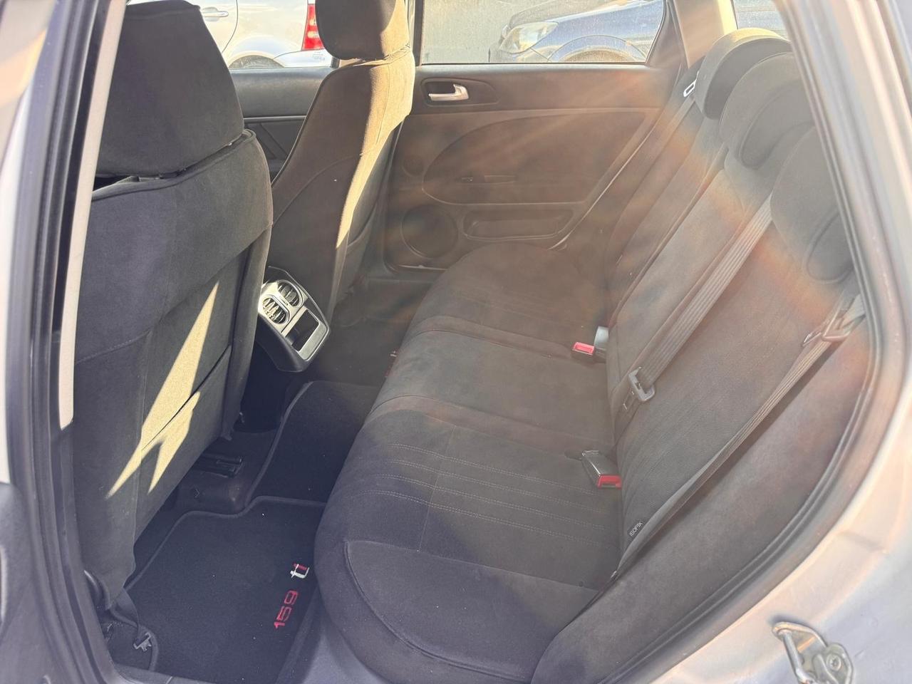 Alfa Romeo 159 2.0 JTDm Sportwagon Distinctive