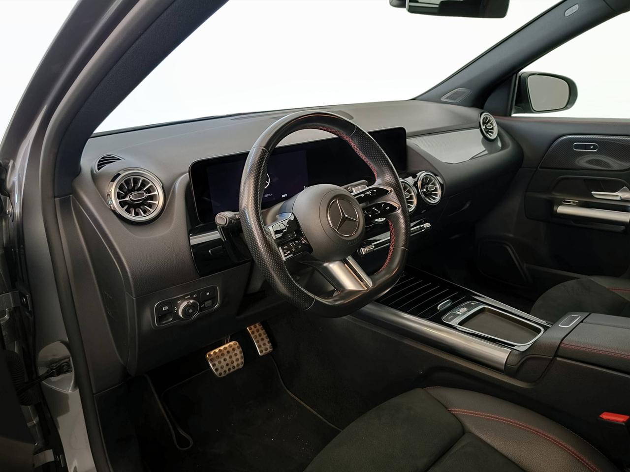 Mercedes-Benz GLA-H247 2023 - GLA 180 d AMG Line Advanced Plus auto