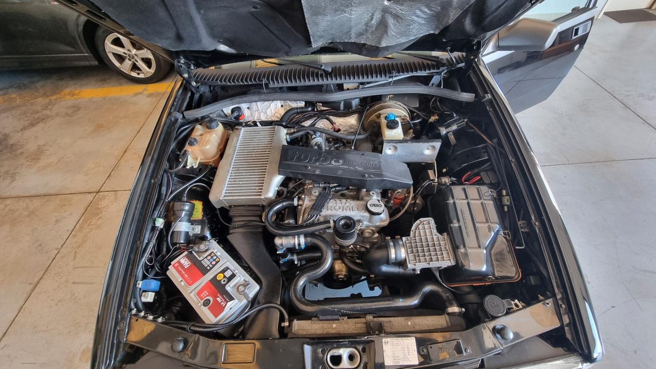 Alfa Romeo 75 1.8i turbo America