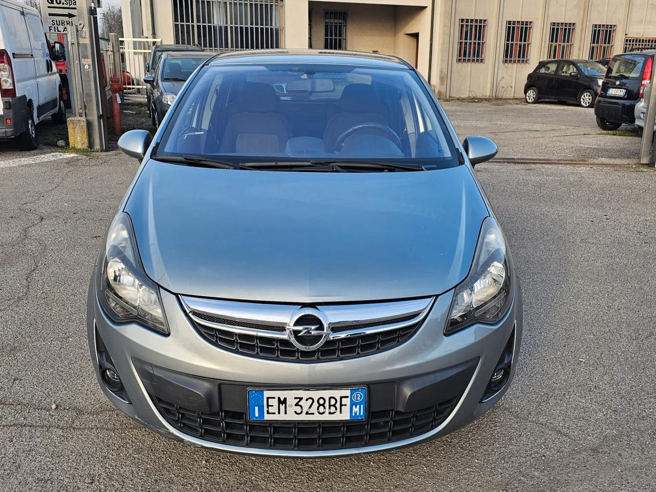 Opel Corsa 1.2 5 porte Sport