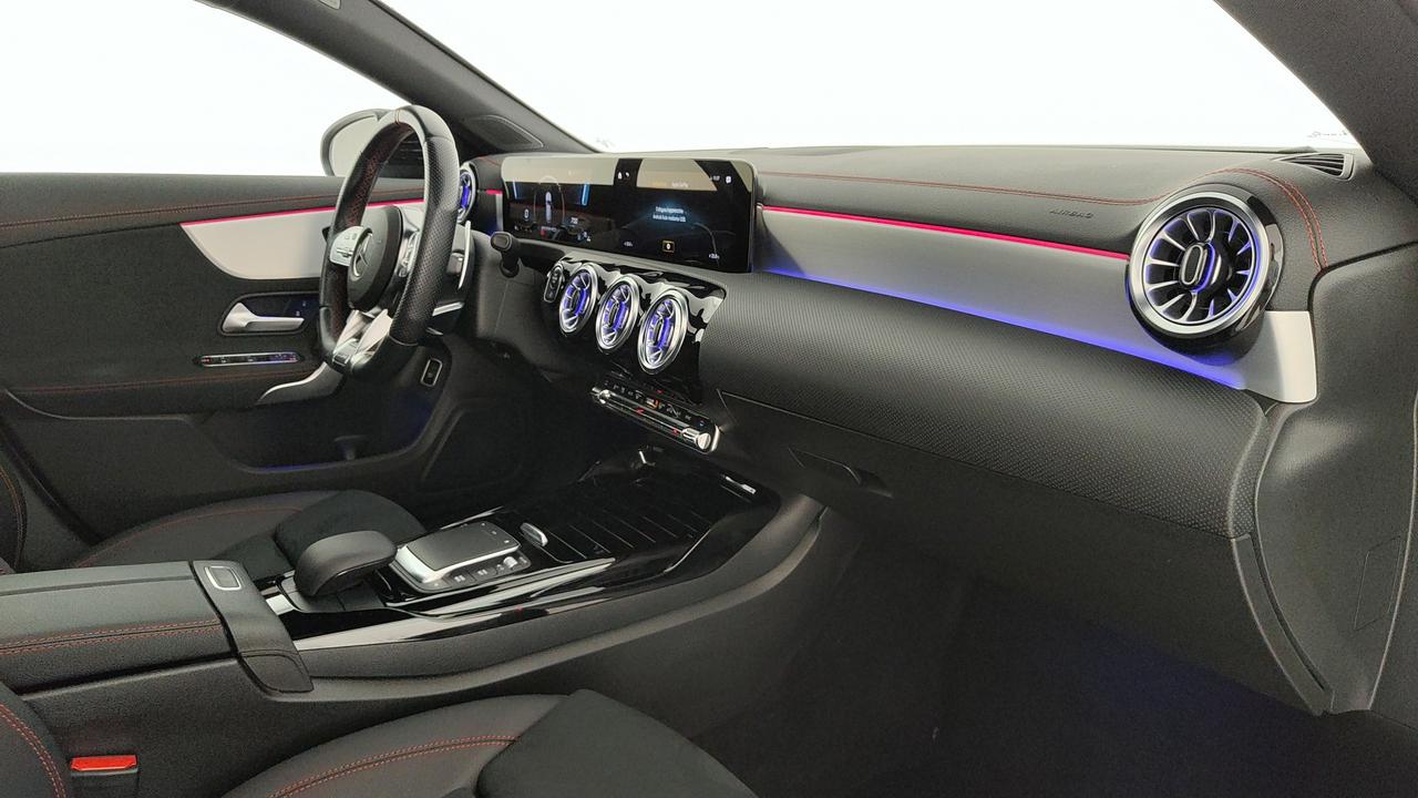 Mercedes-Benz CLA Shooting Brake AMG 35 4matic auto