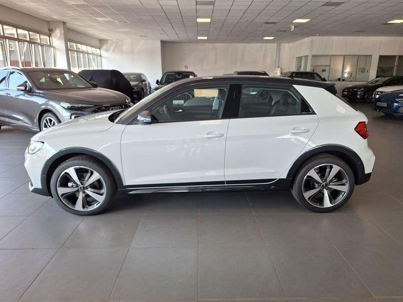 Audi A1 A1 allstreet 30 TFSI S tronic Identity Contrast