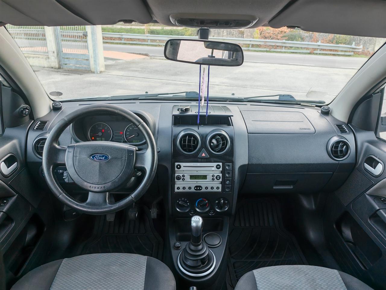 Ford Fusion 1.4 TDCi 5p. Leather