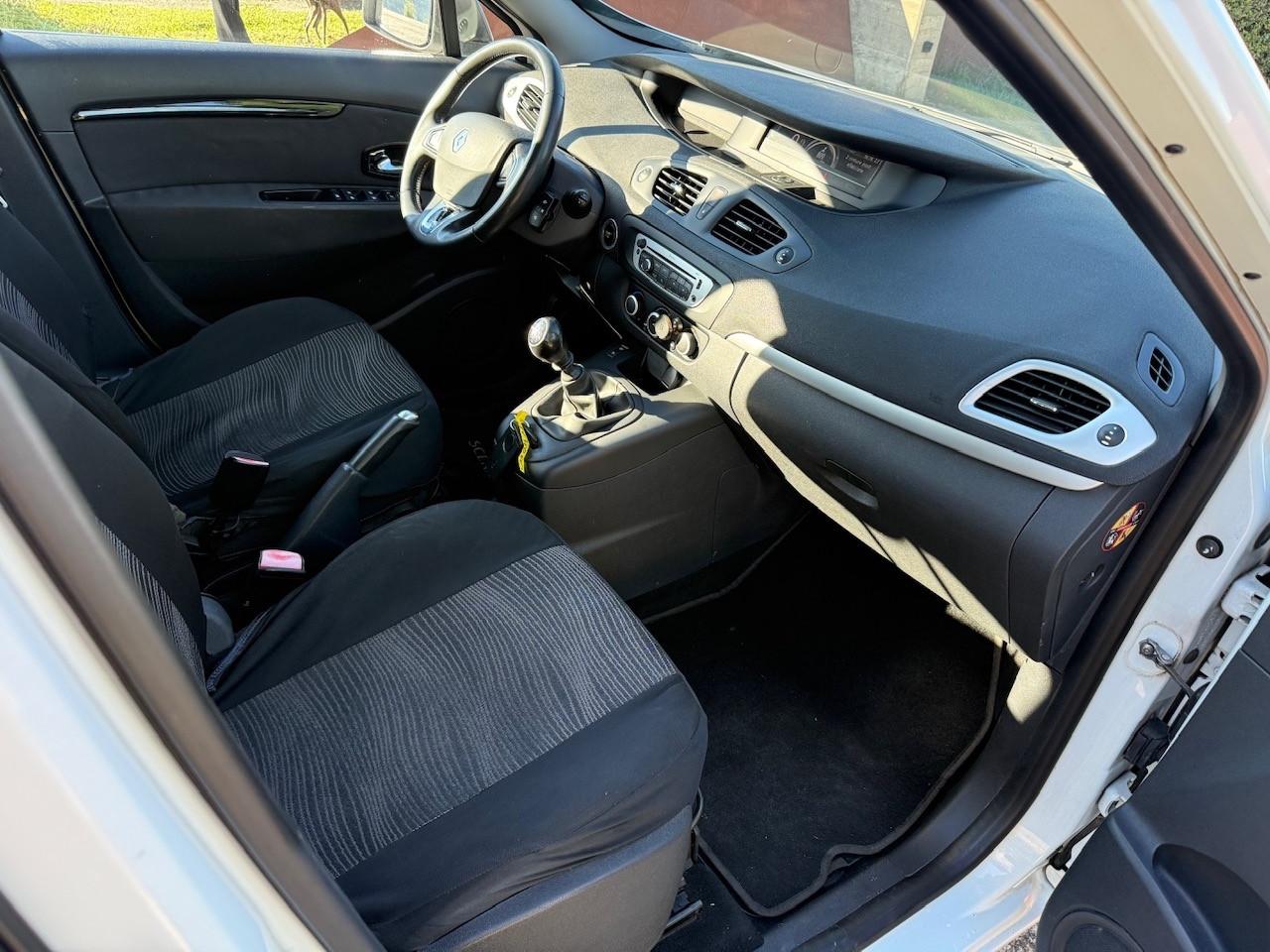 Renault Scénic XMod 1.6 GPL