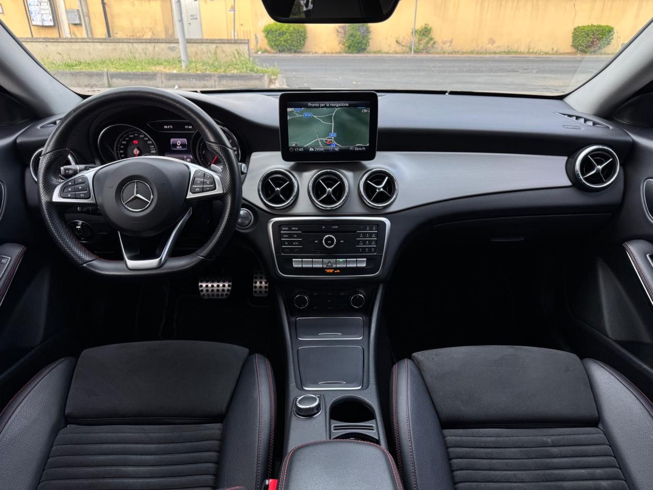 Mercedes CLA 200 d PREMIUM AMG