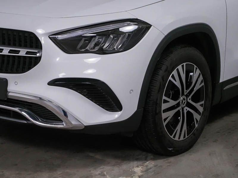 Mercedes-Benz GLA GLA 180 Automatic Progressive Advanced