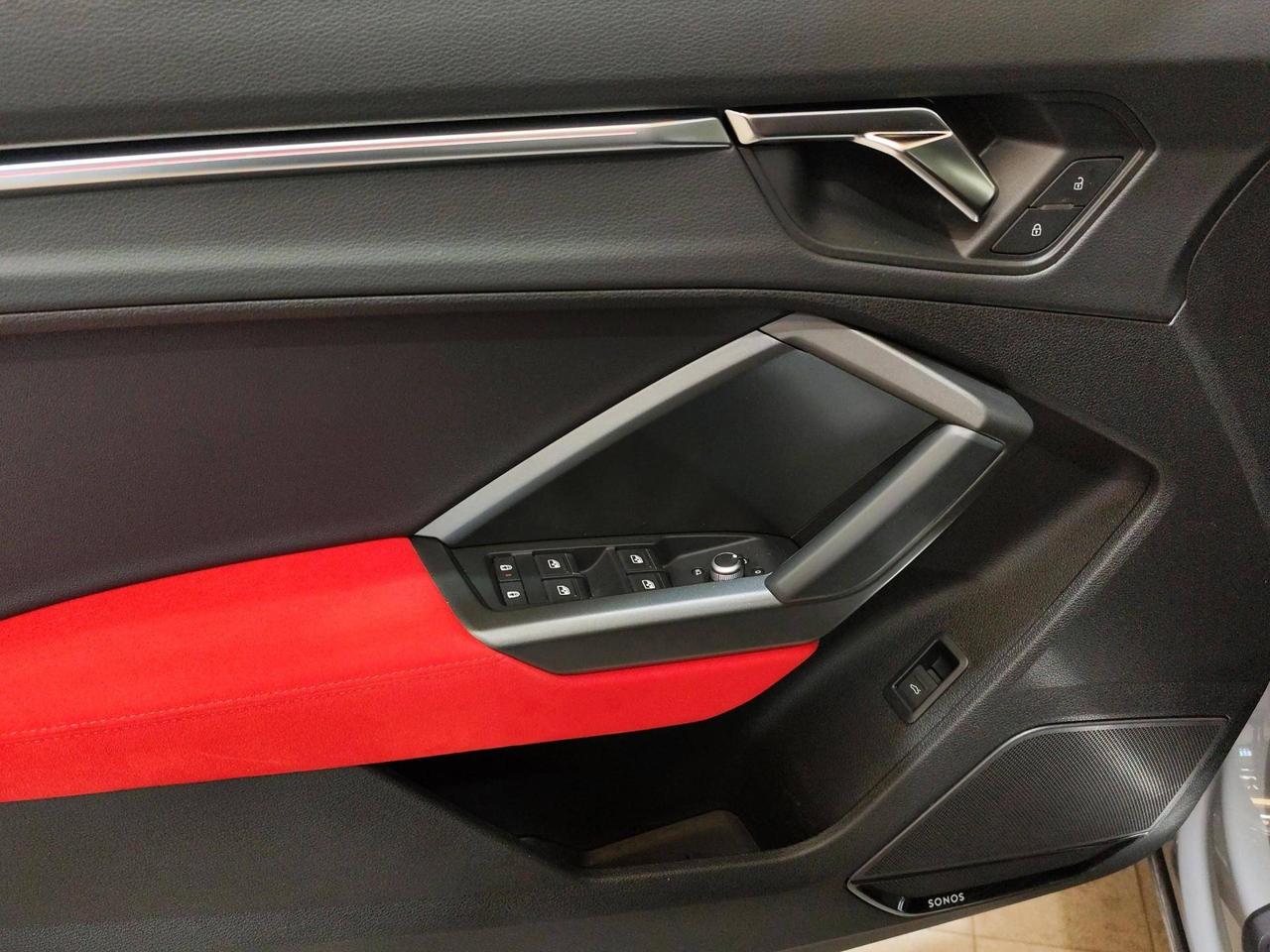 Audi Q3 Sportback RS 2.5 quattro