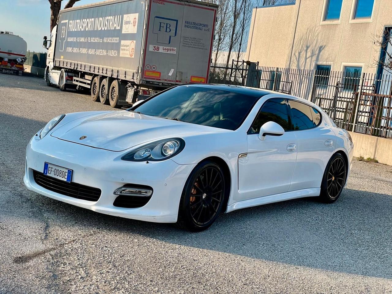 Porsche panamera 3.6 benzina motore nuovo
