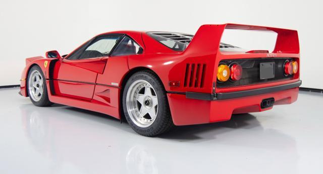 FERRARI F40 F40