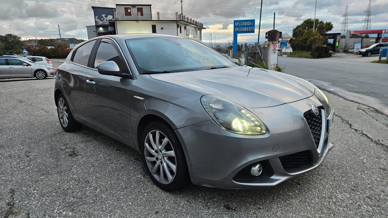 Alfa Romeo Giulietta 1.6 JTDm-2 105 CV Exclusive