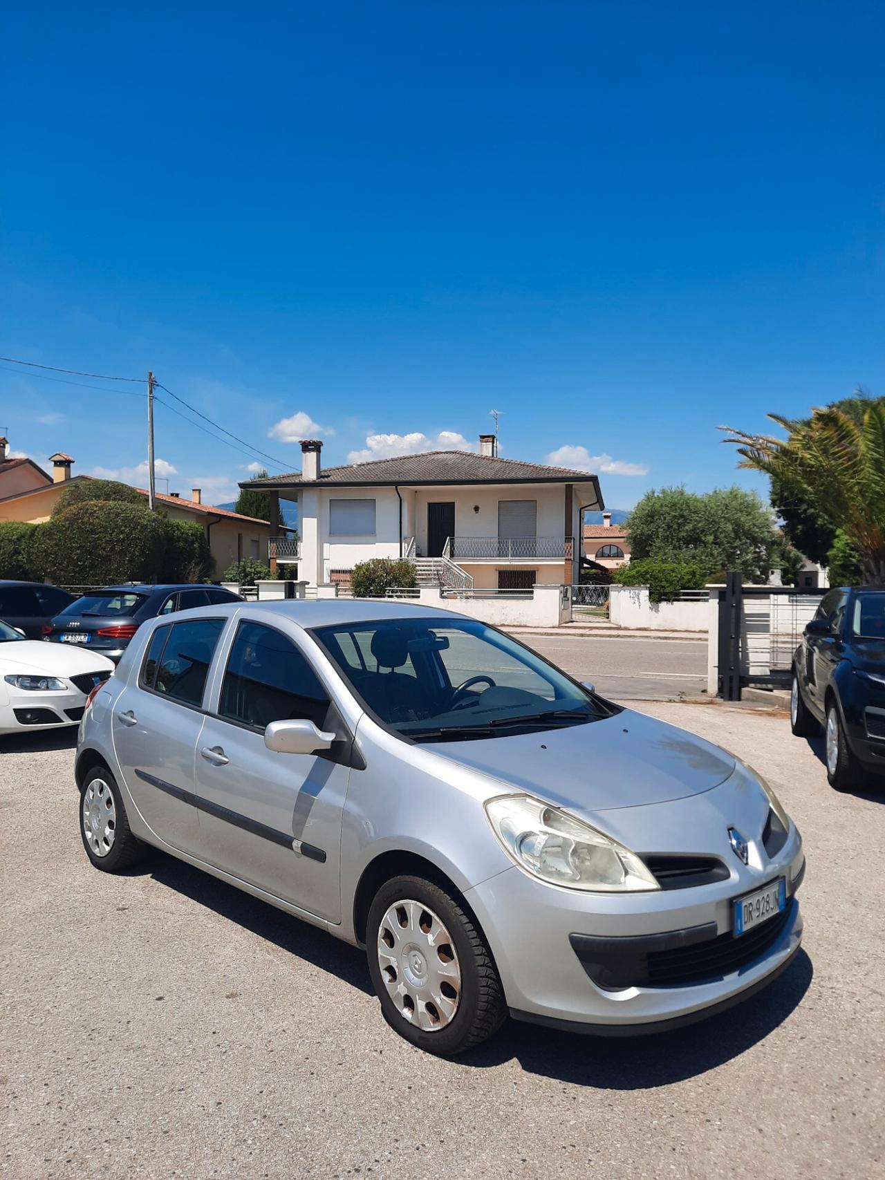 Renault Clio 1.5 dCi 70CV 5 porte UNICO. PRO