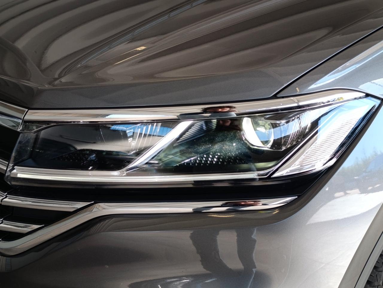 Volkswagen Touareg 3.0 V6 tdi scr Elegance 231cv auto