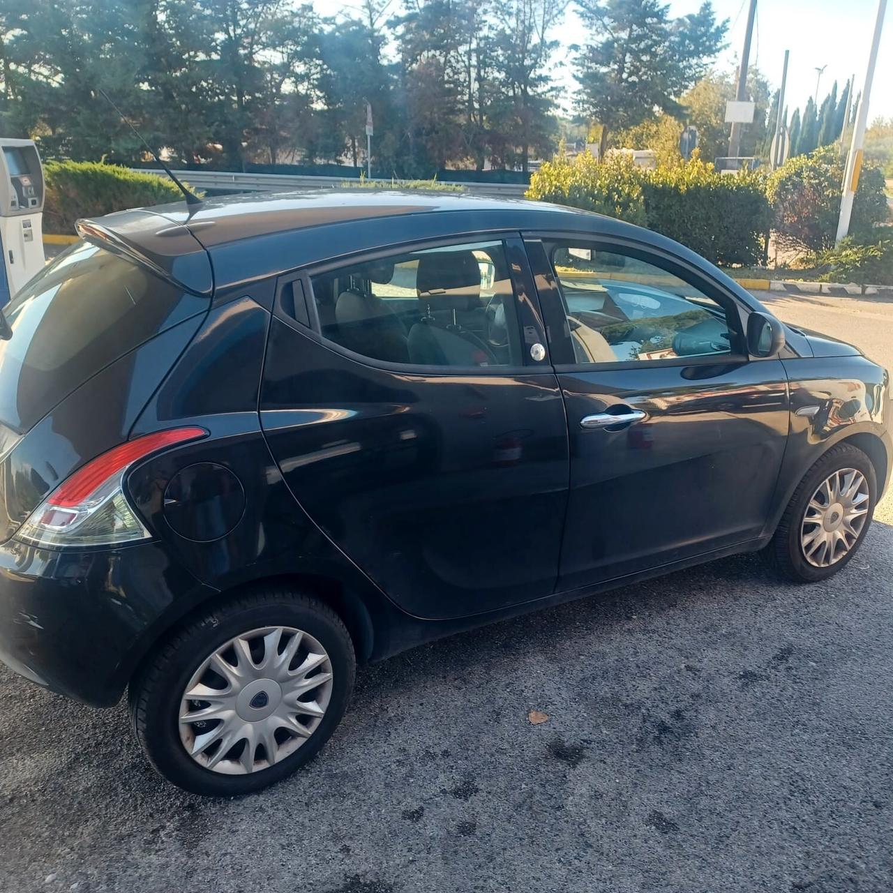 INDISTRUTTIBILE LANCIA Y 1.2 GPL NEOPATENTATI