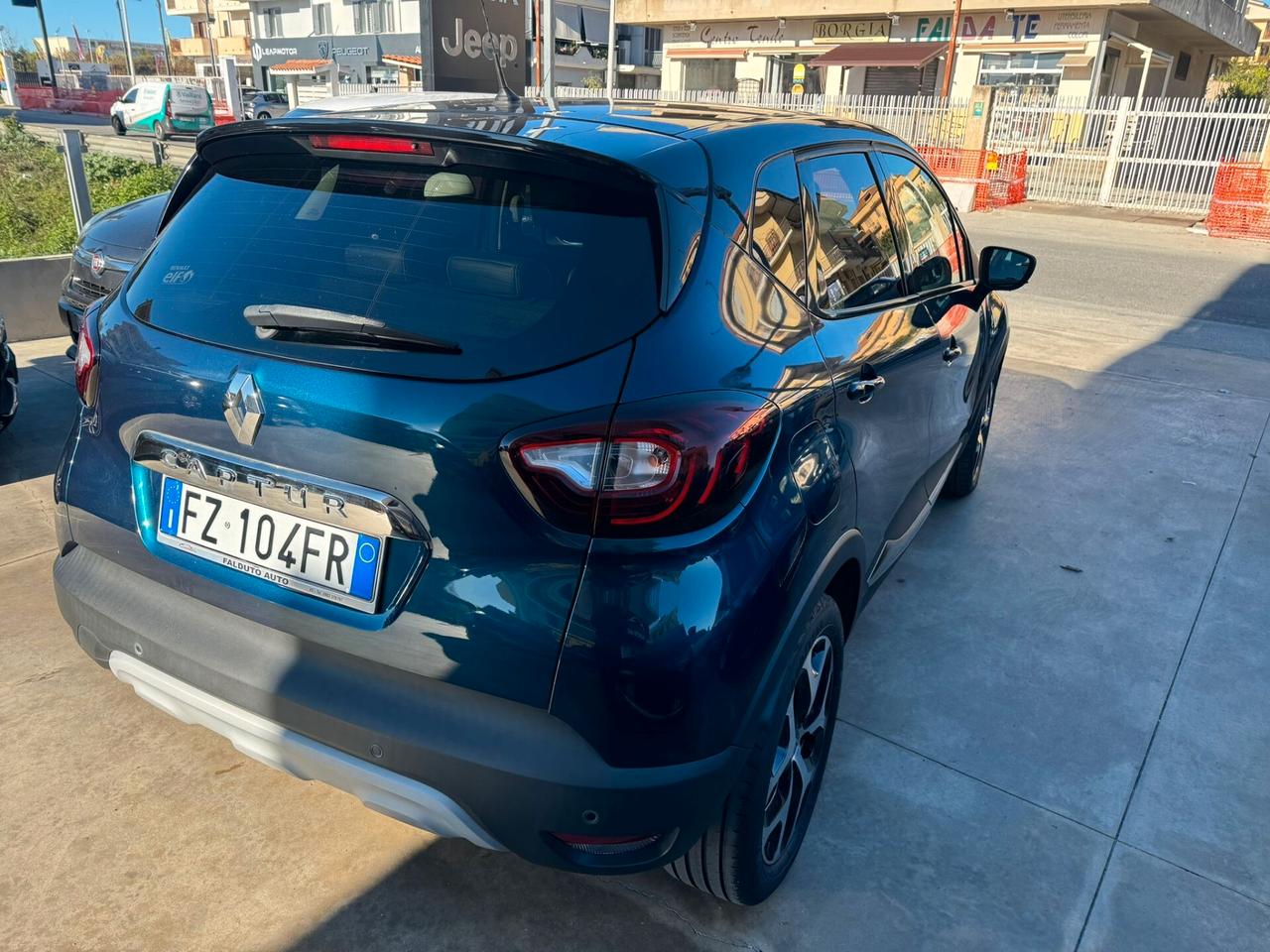 Renault Captur TCe 90 CV Evolution