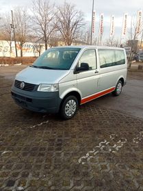 Volkswagen Transporter Caravelle 2.5 TDI/131CV PL Trendline