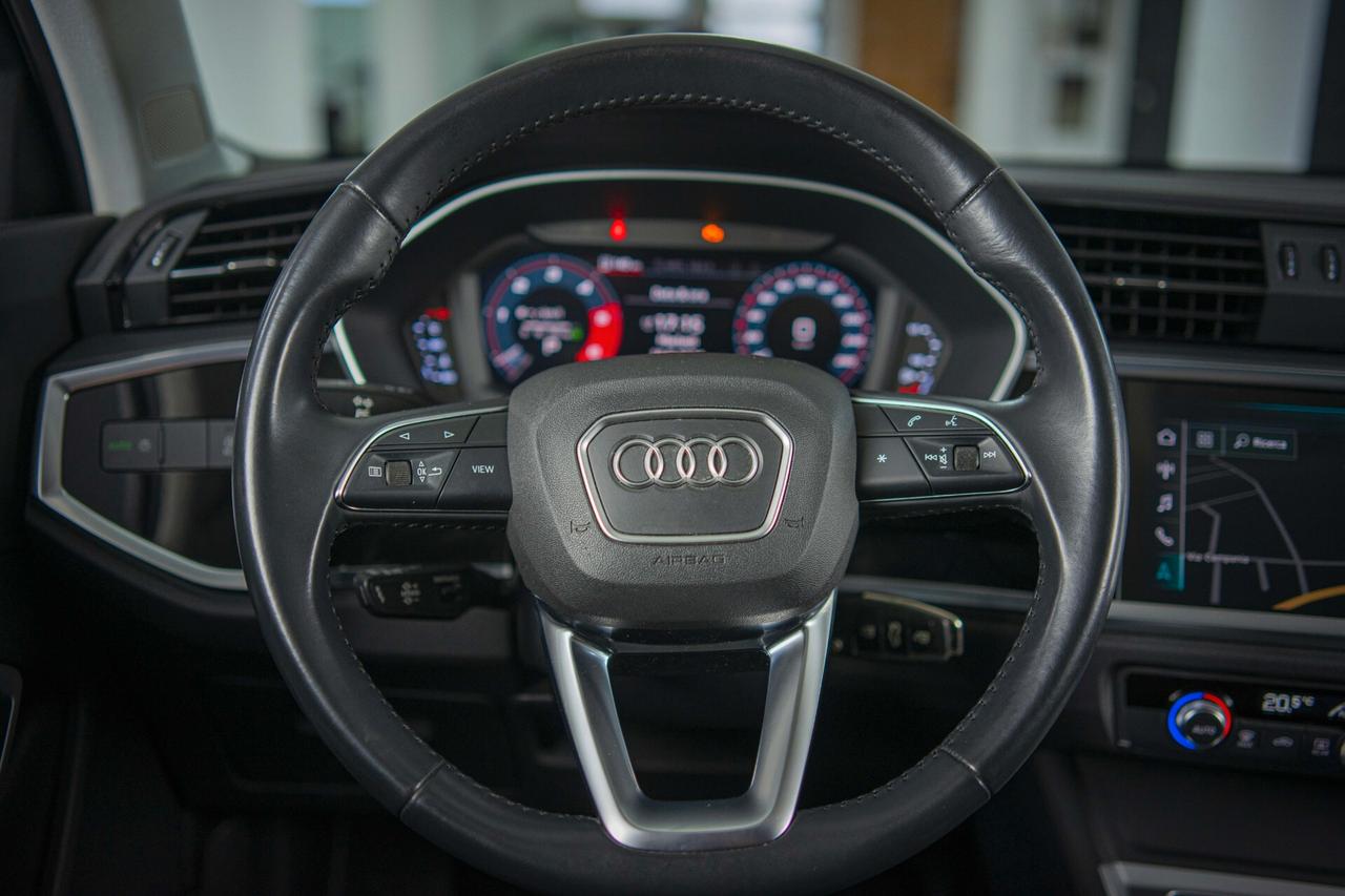 Audi Q3 35 TDI S tronic Business