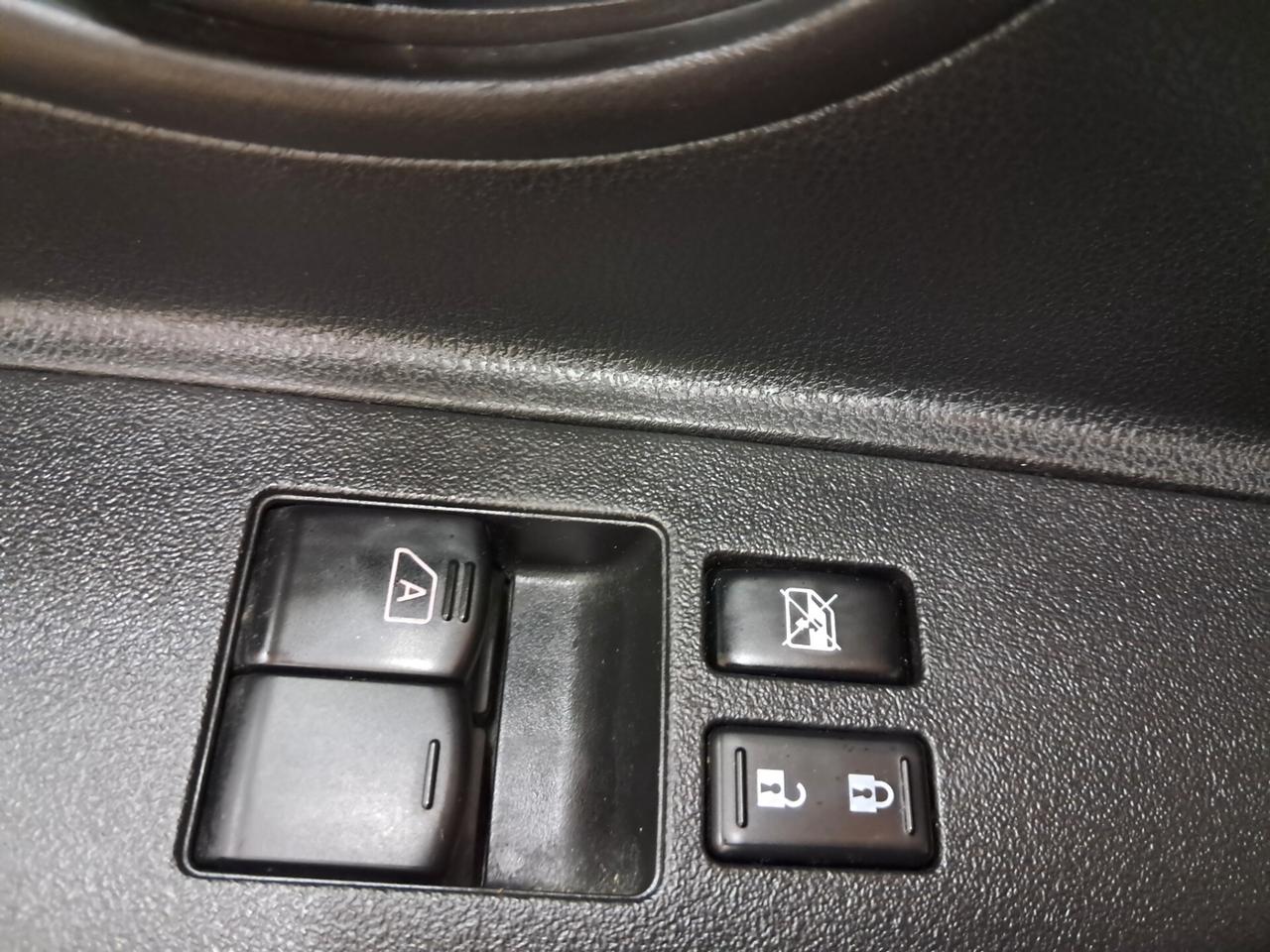 Nissan Micra 1.2 12V 5 porte Tekna