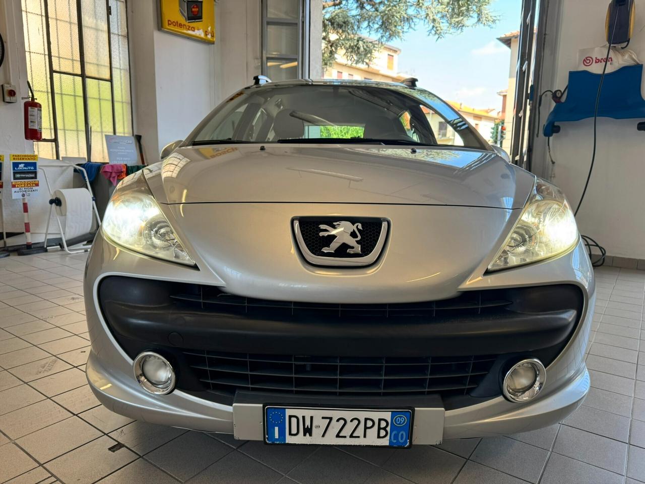 Peugeot 207 1.4 BENZINA 95 CV SW OK NEOPATENTATI