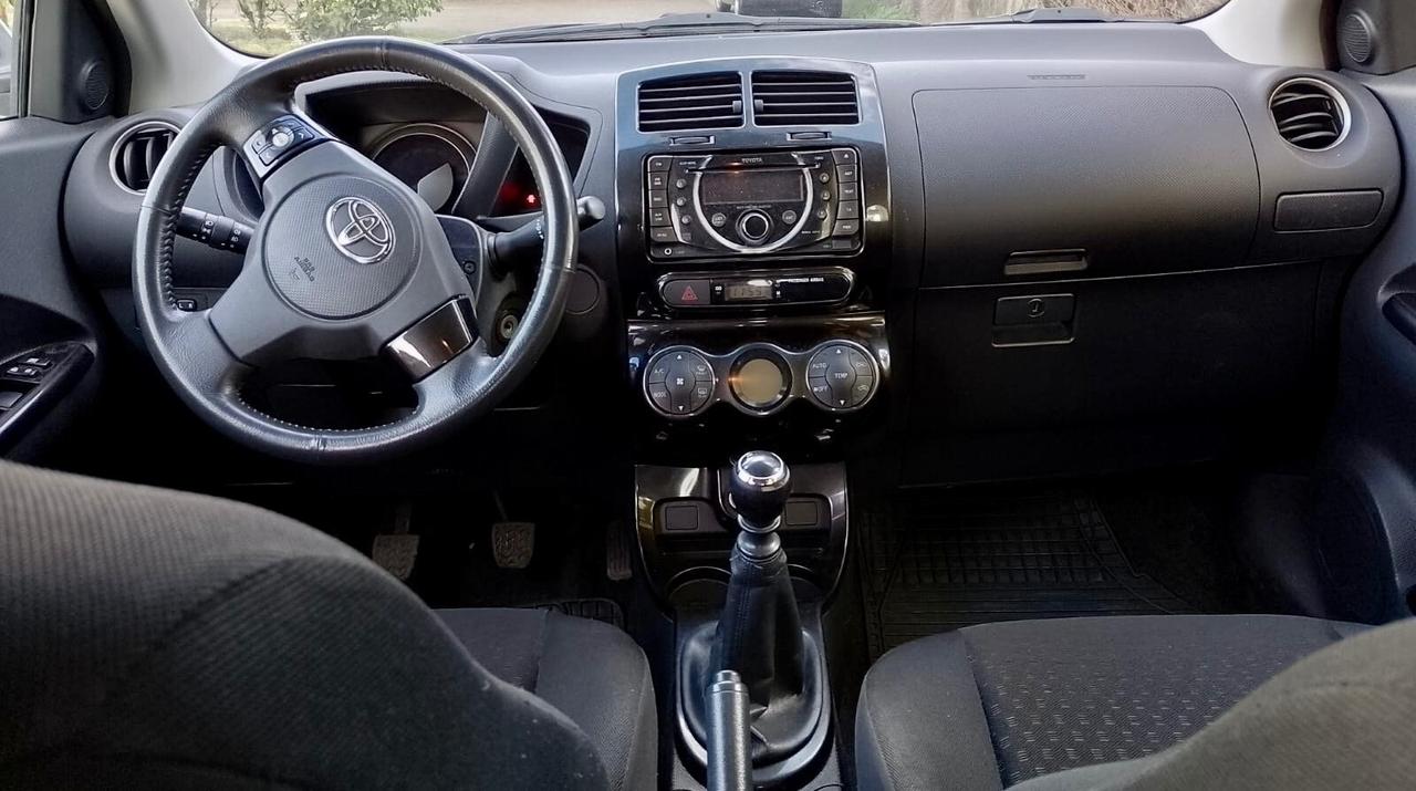 Toyota Urban Cruiser Urban Cruiser 1.4 D-4D AWD Luxury