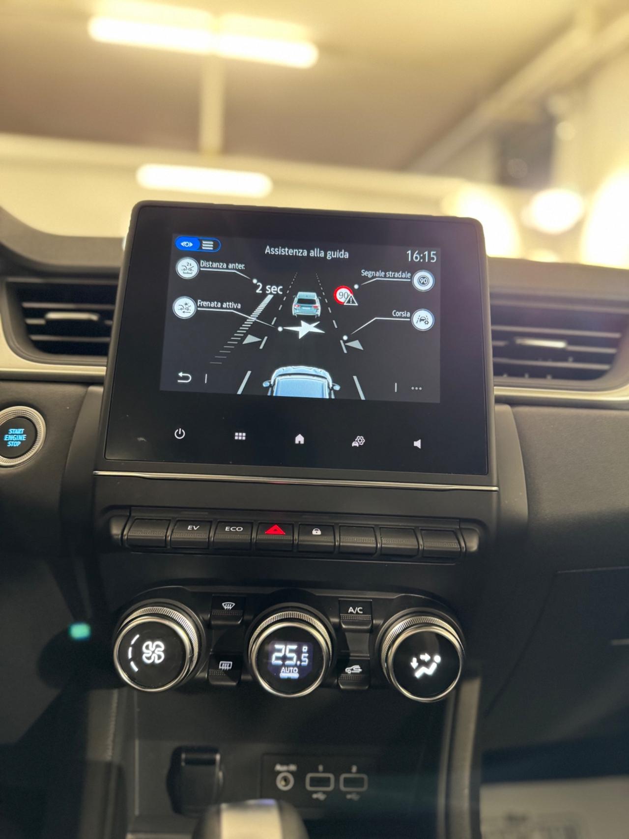 Renault Captur Full Hybrid E-Tech 145 CV Zen