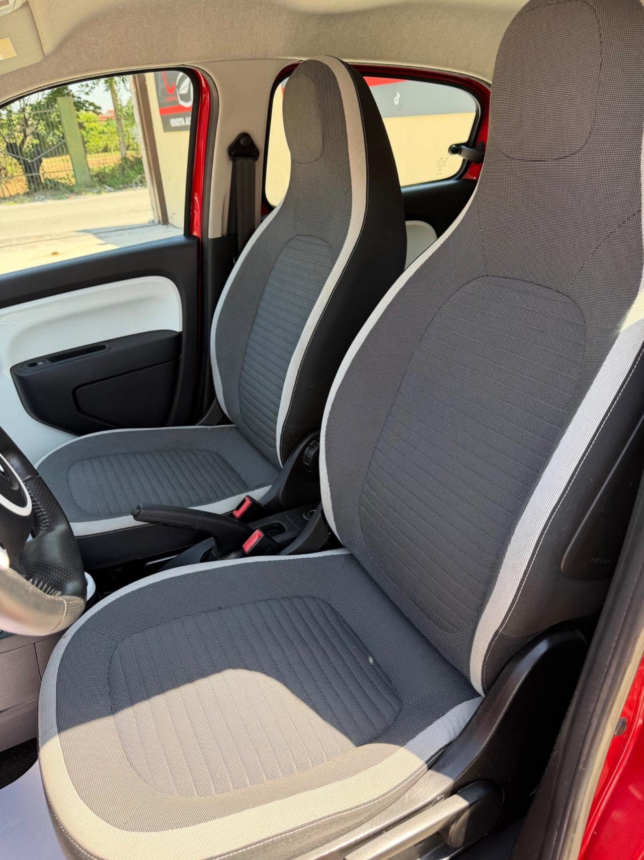 Renault Twingo 1.0 SCe Live