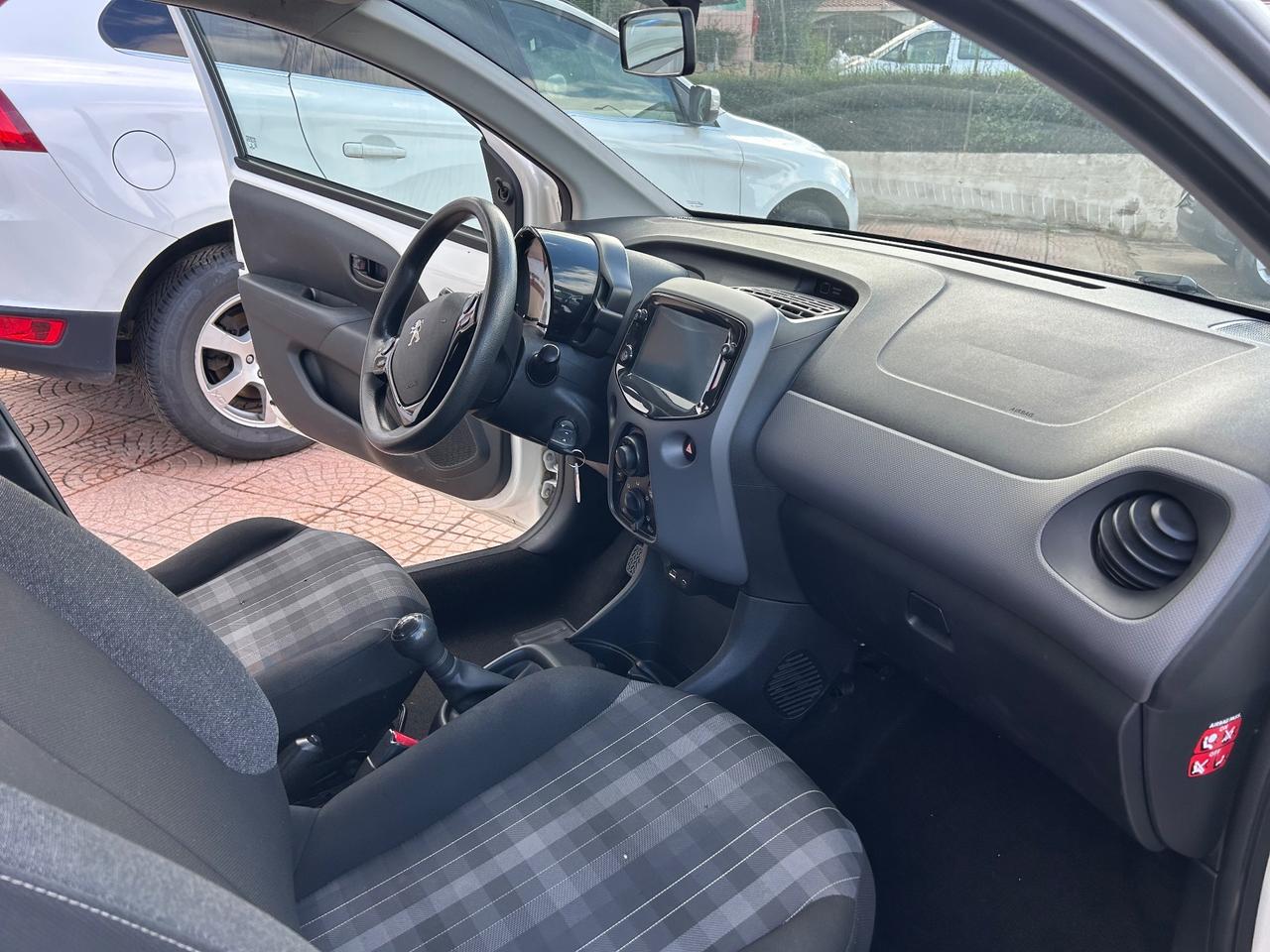 Peugeot 108 VTi 68 5 porte Active TOP!