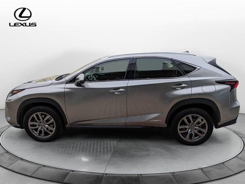 Lexus NX 2.5 Hybrid 4WD Business