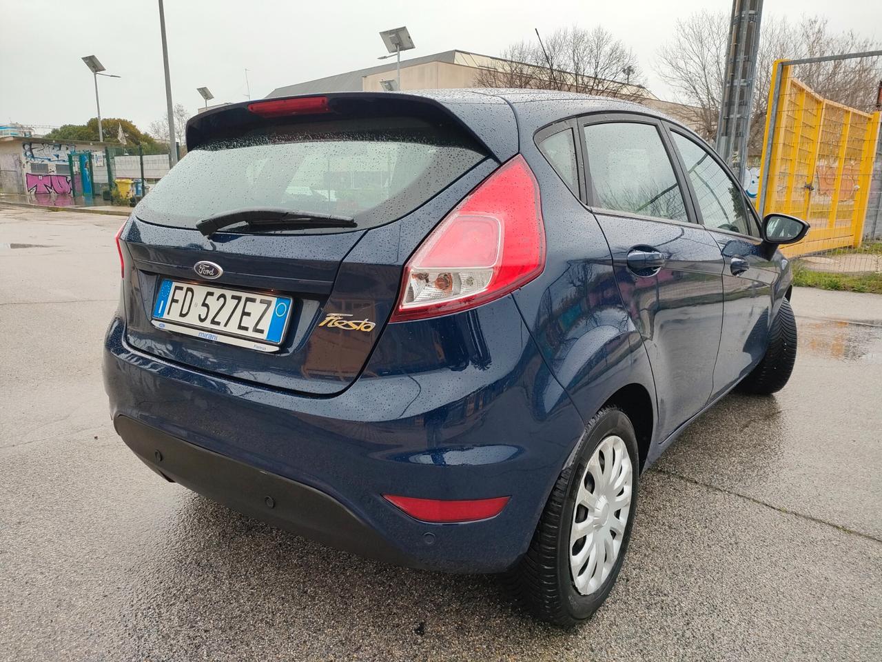 Ford Fiesta 1.5 TDCi 75CV 5 porte Black & White Edition