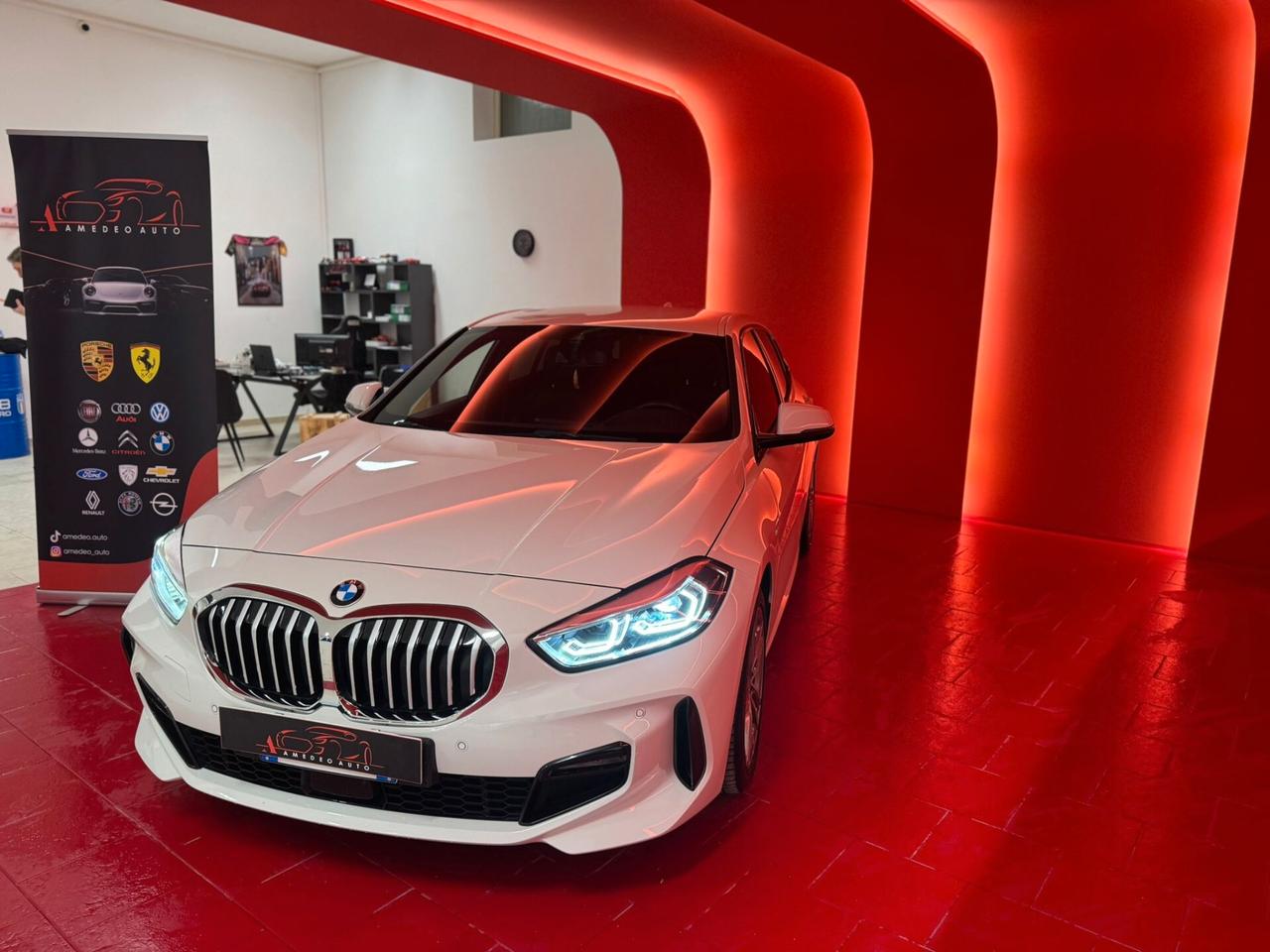 Bmw 118 116d 5p. Msport