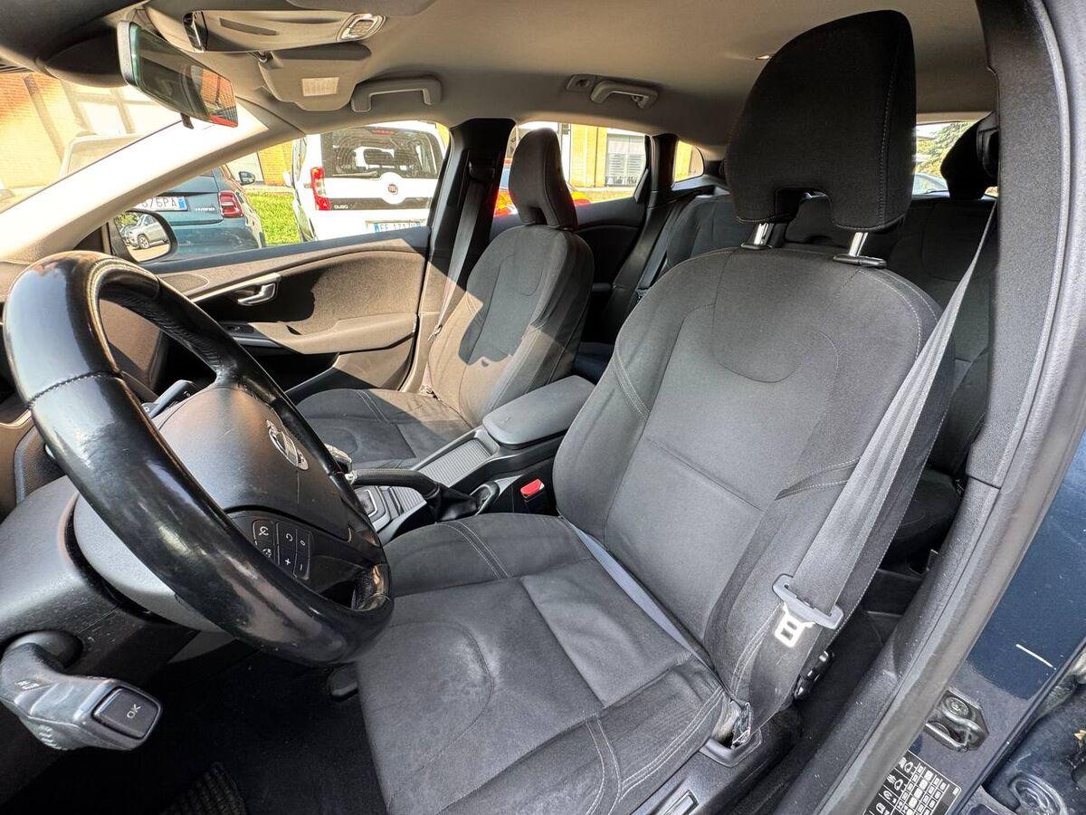 Volvo V40 1.6 d2 Momentum