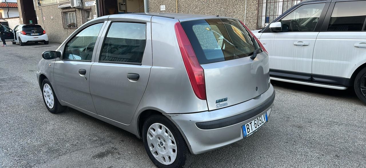 Fiat Punto 1.2i cat 5 porte ELX