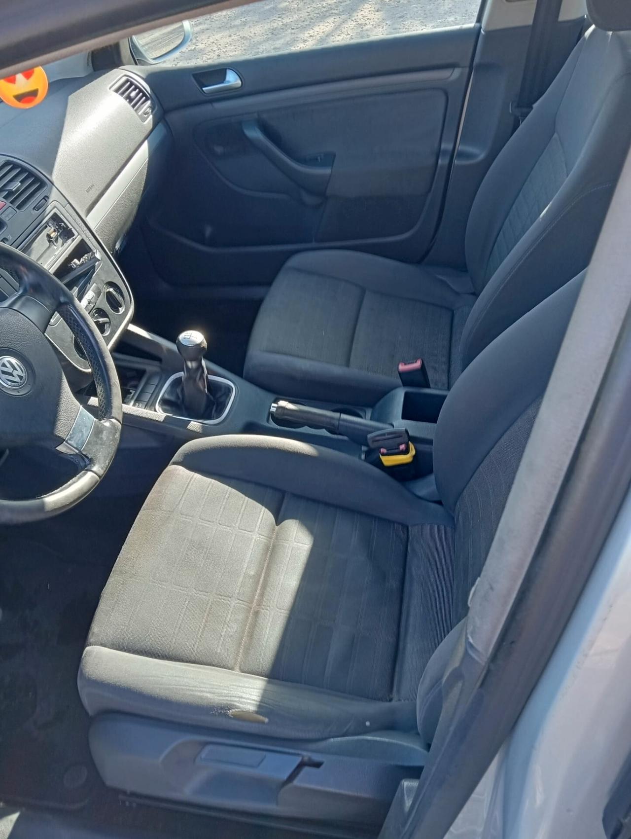 Volkswagen Golf 1.6 5p. Comfortline