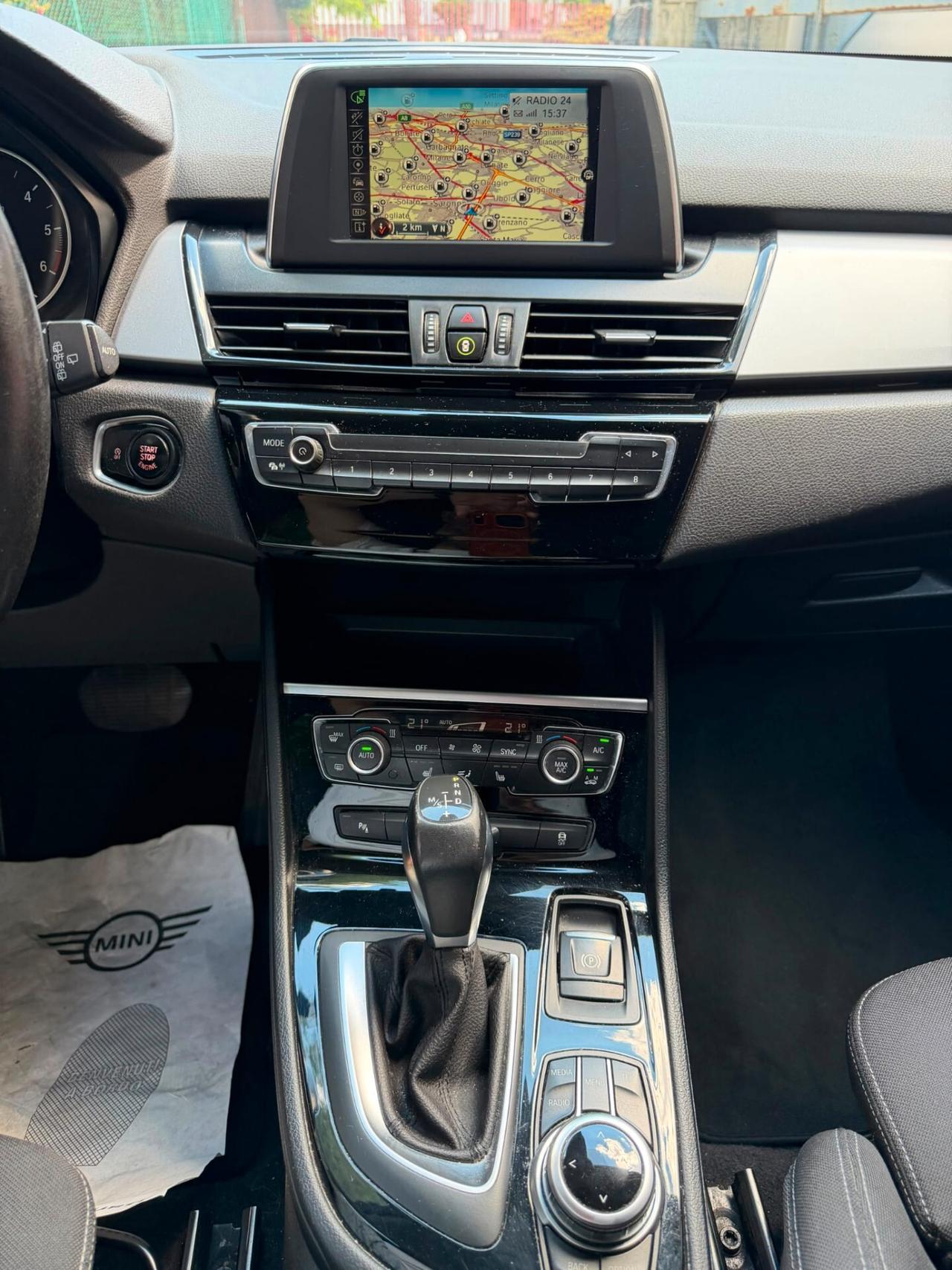 Bmw 2er Active Tourer 218d Advantage