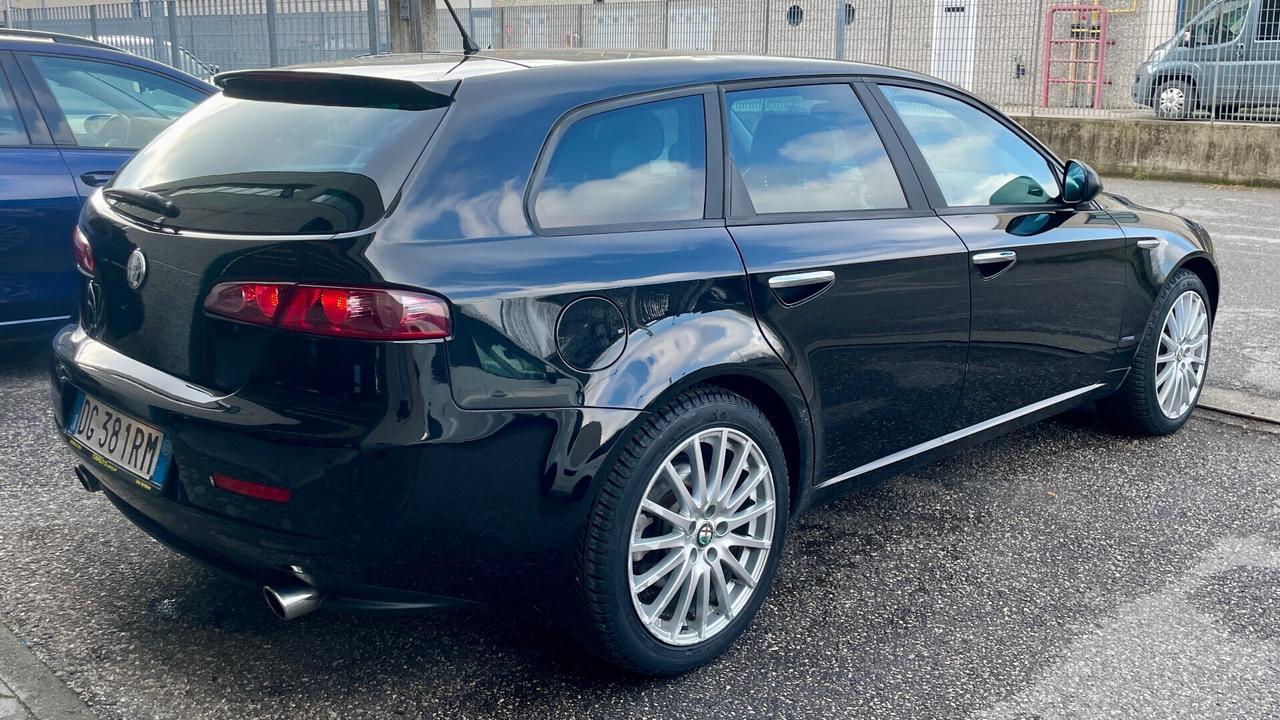 ALFA ROMEO 159 SPORTWAGON 2.4 JTDM EXCLUSIVE Q-TRONIC 200CV - PELLE, IMPIANTO BOSE
