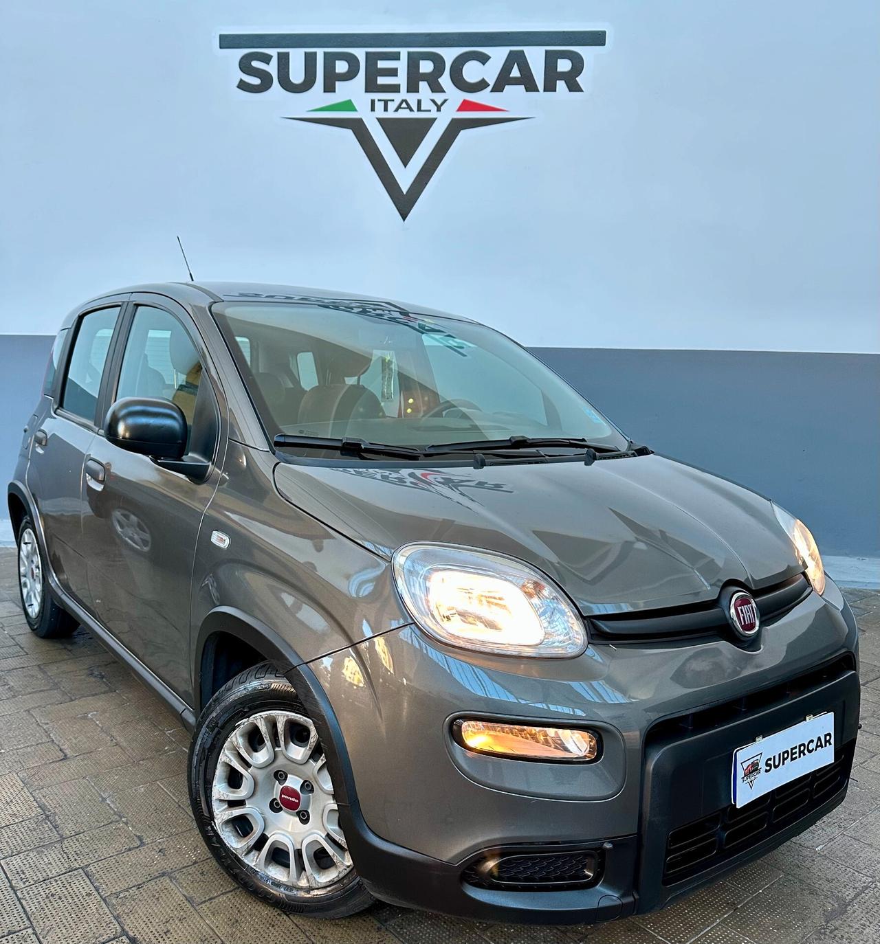 Fiat Panda 1.0 Hybrid/Benz, Pari al nuovo, Uni pro, si neopa