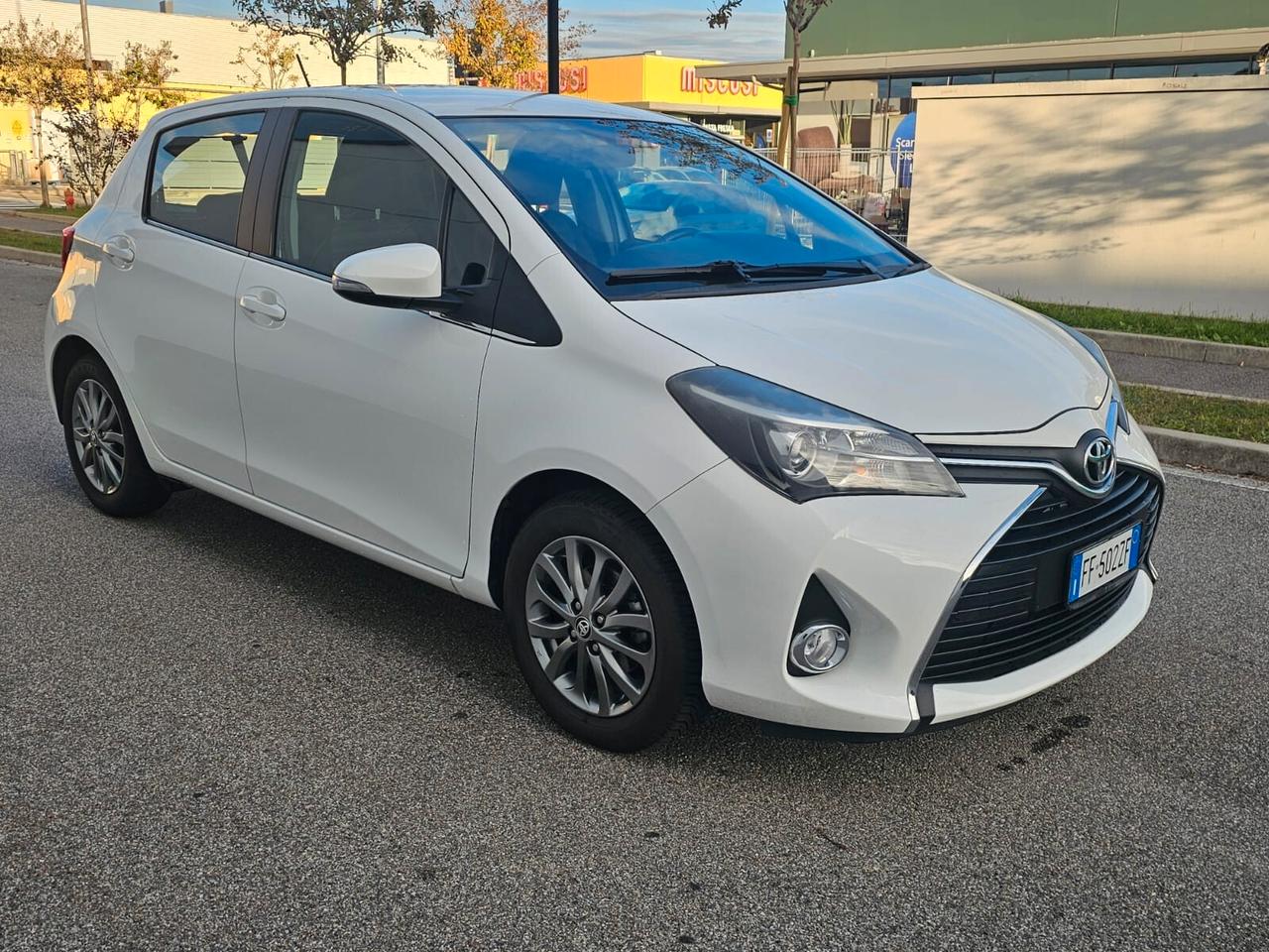 Toyota Yaris 1.0 benzina
