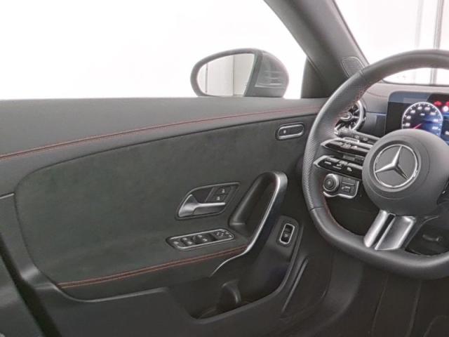 MERCEDES Classe CLA 180 Aut. Shooting Brake Premium AMG