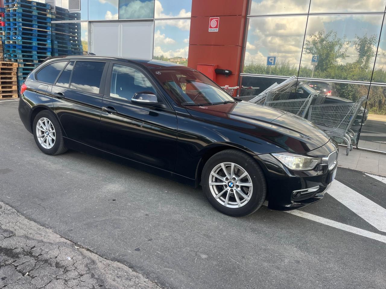 Bmw 320d Touring Business aut. 2014 2.0 DIESEL 184 cv